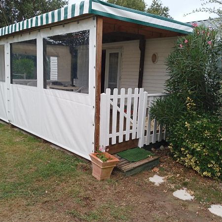 Mobil Home Dans Parc Residentiel Loisirs Talmont-Saint-Hilaire Exterior photo